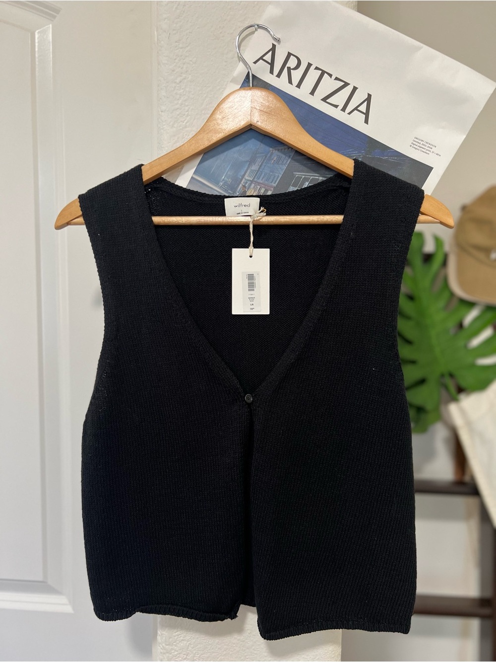 ARITZIA WILFRED Black Knit Sleeveless Open-Front Vest